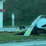 Teška nesreća u Stuparima: Skupocjeni Porsche završio na pumpi